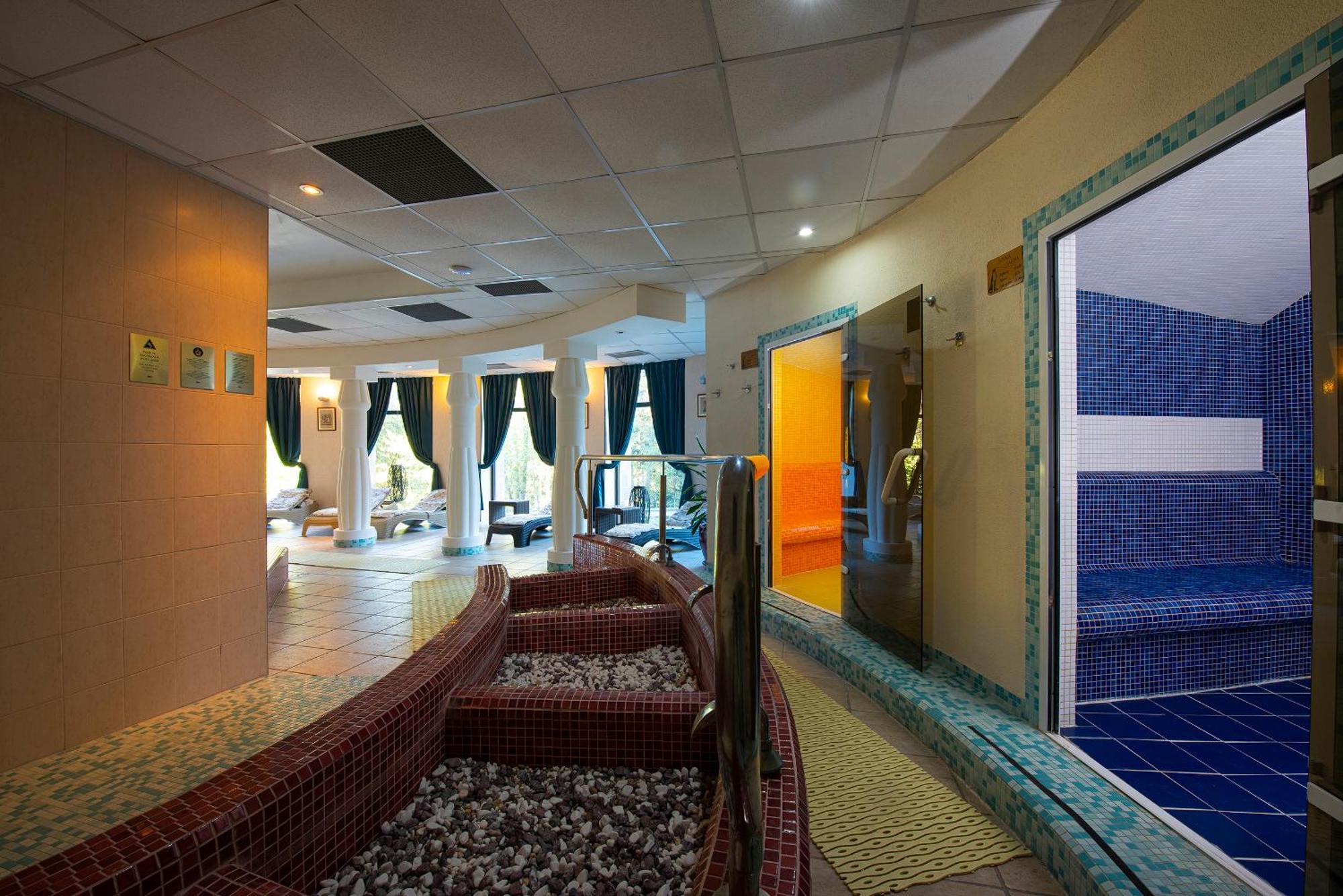 President Hotel Montfort Ždiar Dış mekan fotoğraf